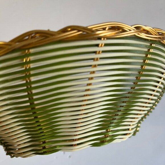 Vintage Woven Green and White Basket Bowl with Gold-Tone Trim – Decorative MCM - Picture 2 of 6